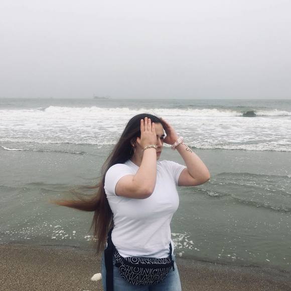 Meet your Posher, Shelby - Picture 1 of 1